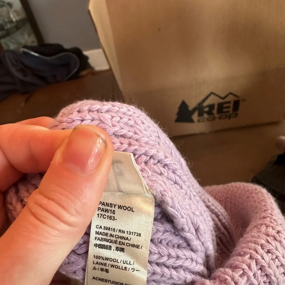 Acne Studios Lilac Wool Beanie - Picture 3 of 3
